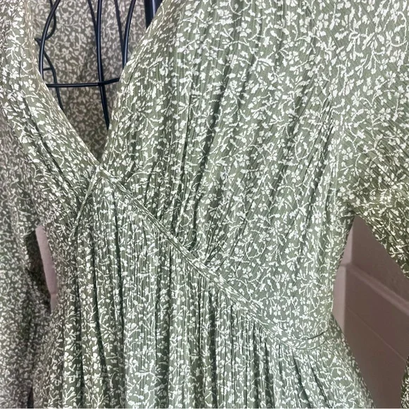 Faherty Sirene Mini Dress Rivertin Ditsy Floral Green NWT size S - Picture 2 of 7